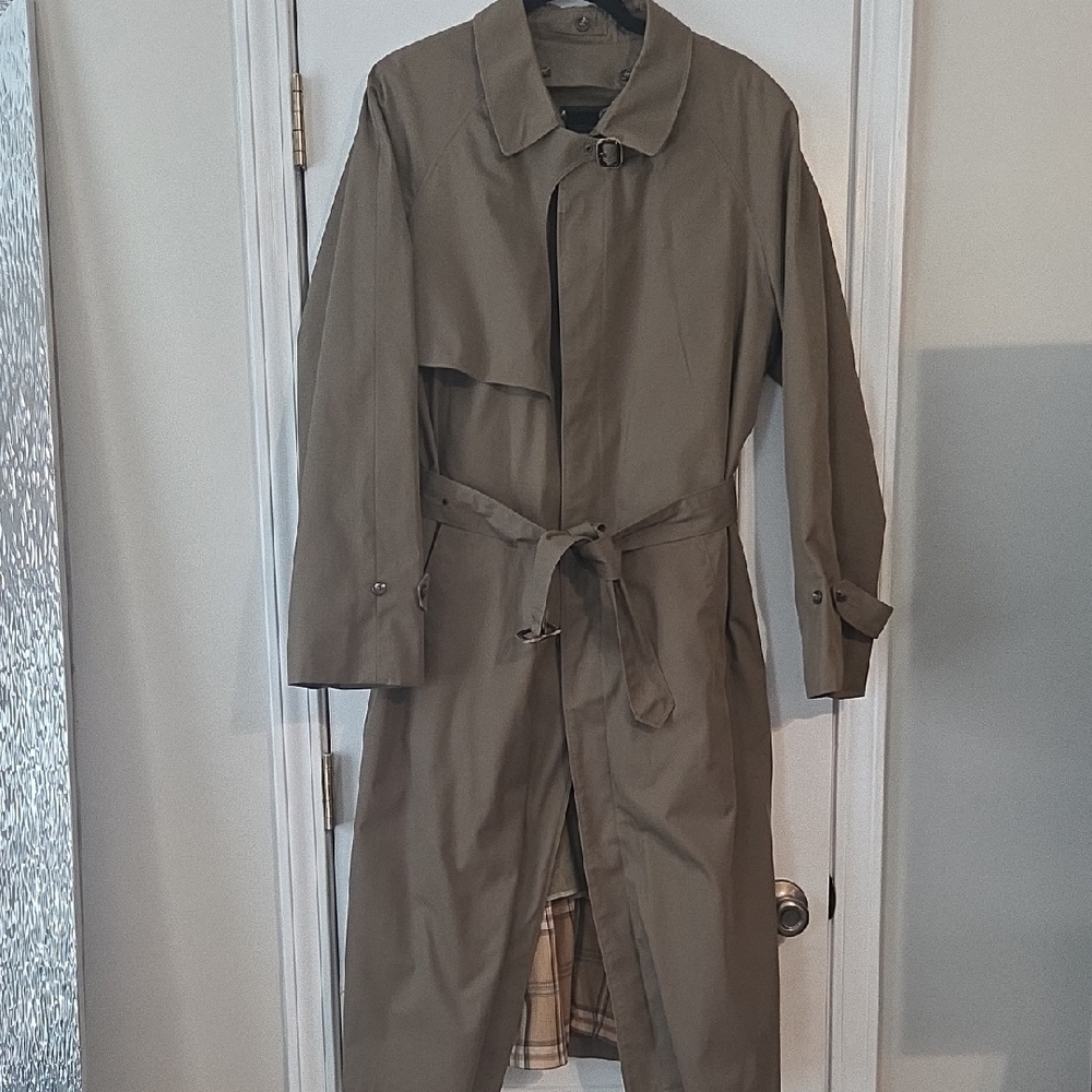 Barney's New York Men's Trench Coat with Buckle Neck